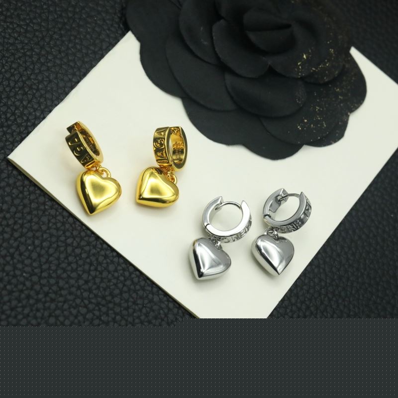 Ba*len*cia*ga earrings